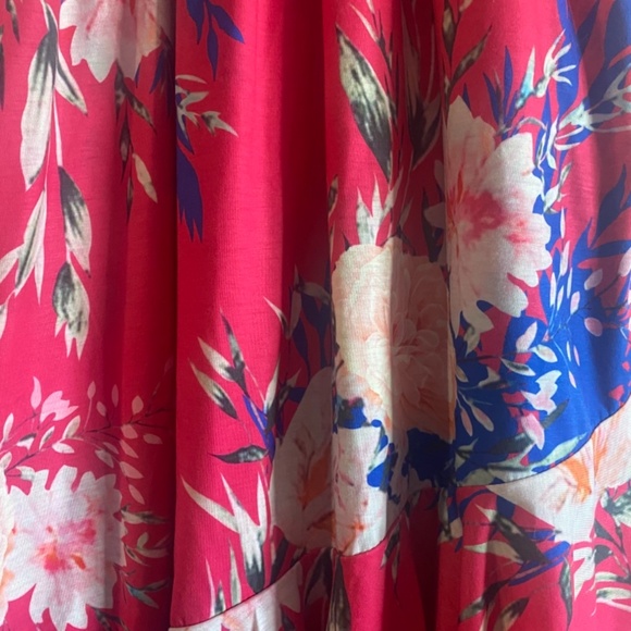 Hawaiian Floral Print Dress - Picture 4 of 6